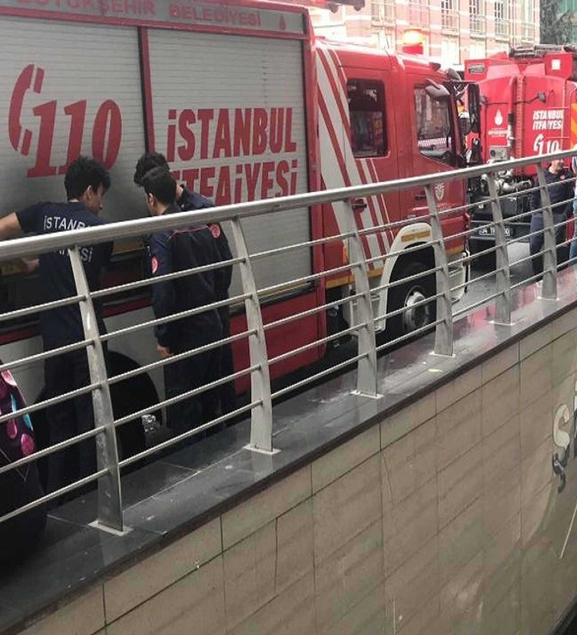 I Li Mecidiyek Y Metro Stasyonu Nda Intihar Giri Imi