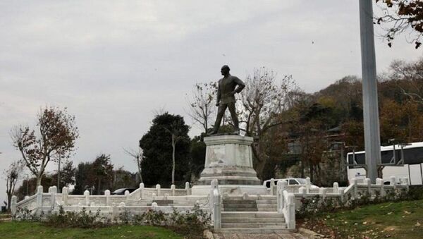 Türkiye’nin ilk Atatürk heykeli - Sputnik Türkiye