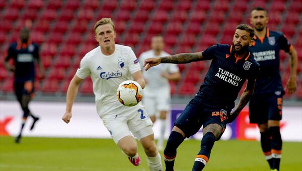 Medipol Başakşehir, UEFA Avrupa Ligi son 16 turu rövanş maçında Danimarka ekibi Kopenhag'a deplasmanda 3-0 yenildi ve Avrupa kupalarına veda etti.  - Sputnik Türkiye