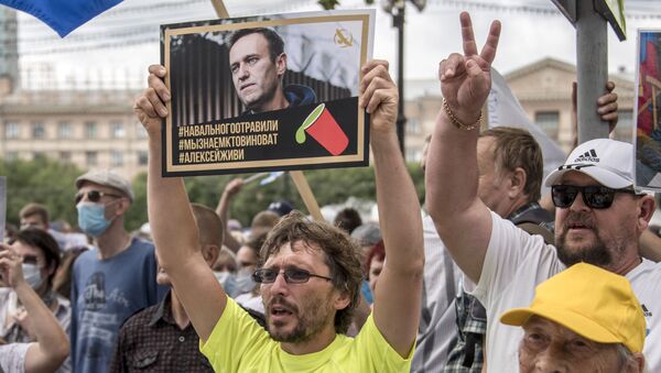 Rus muhalif politikacı Aleksey Navalnıy-protestolar - Sputnik Türkiye
