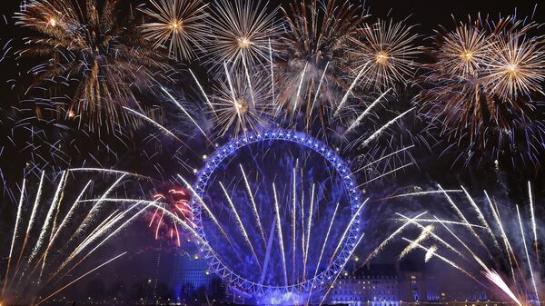 Londra +  yılbaşı gecesi kutlamaları + havai fişek gösterisi - Sputnik Türkiye
