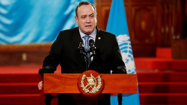 Guatemala Devlet Başkanı Alejandro Giammattei, Kovid-19’a yakalandığını duyurdu. - Sputnik Türkiye