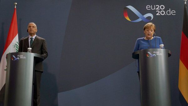 Merkel, başkent Berlin’de, Irak Başbakanı Mustafa el-Kazımi ile yapacağı görüşme öncesinde ortak basın toplantısı düzenlendi. - Sputnik Türkiye