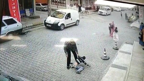 Çocuğa şiddet, darp - Sputnik Türkiye