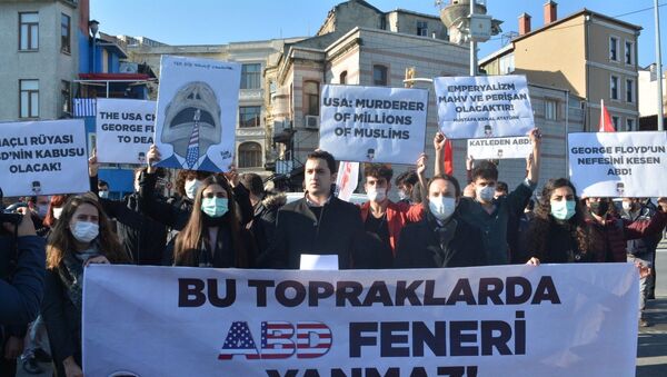 İstanbul’da Pompeo protestosu  - Sputnik Türkiye