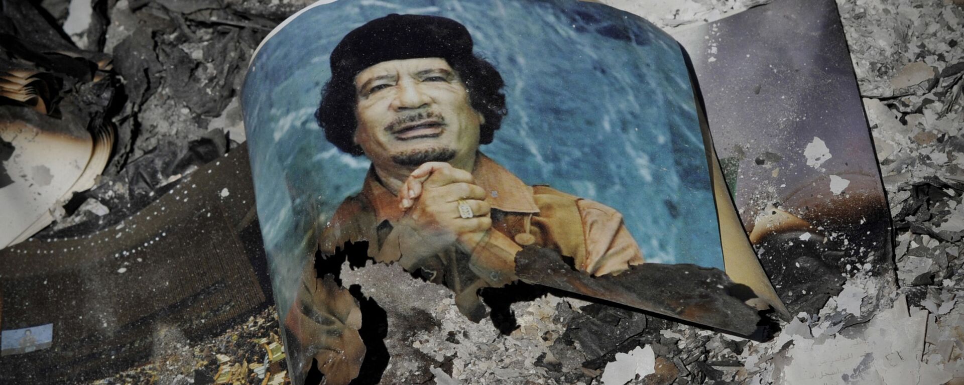Libya - Sirte kentinde eski Libya lideri Muammer Kaddafi - Sputnik Türkiye, 1920, 24.07.2022