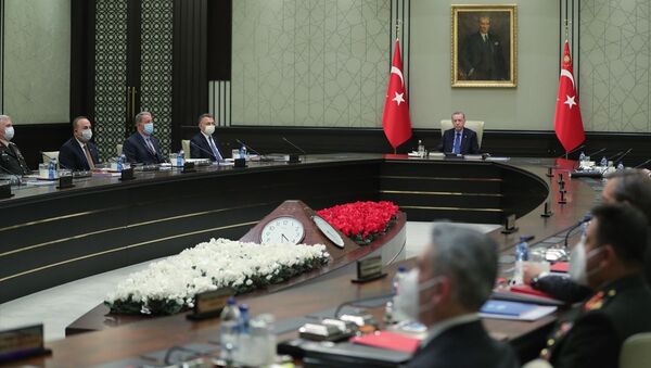 Milli Güvenlik Kurulu (MGK), Cumhurbaşkanı Recep Tayyip Erdoğan başkanlığında Cumhurbaşkanlığı Külliyesi'nde toplandı. - Sputnik Türkiye