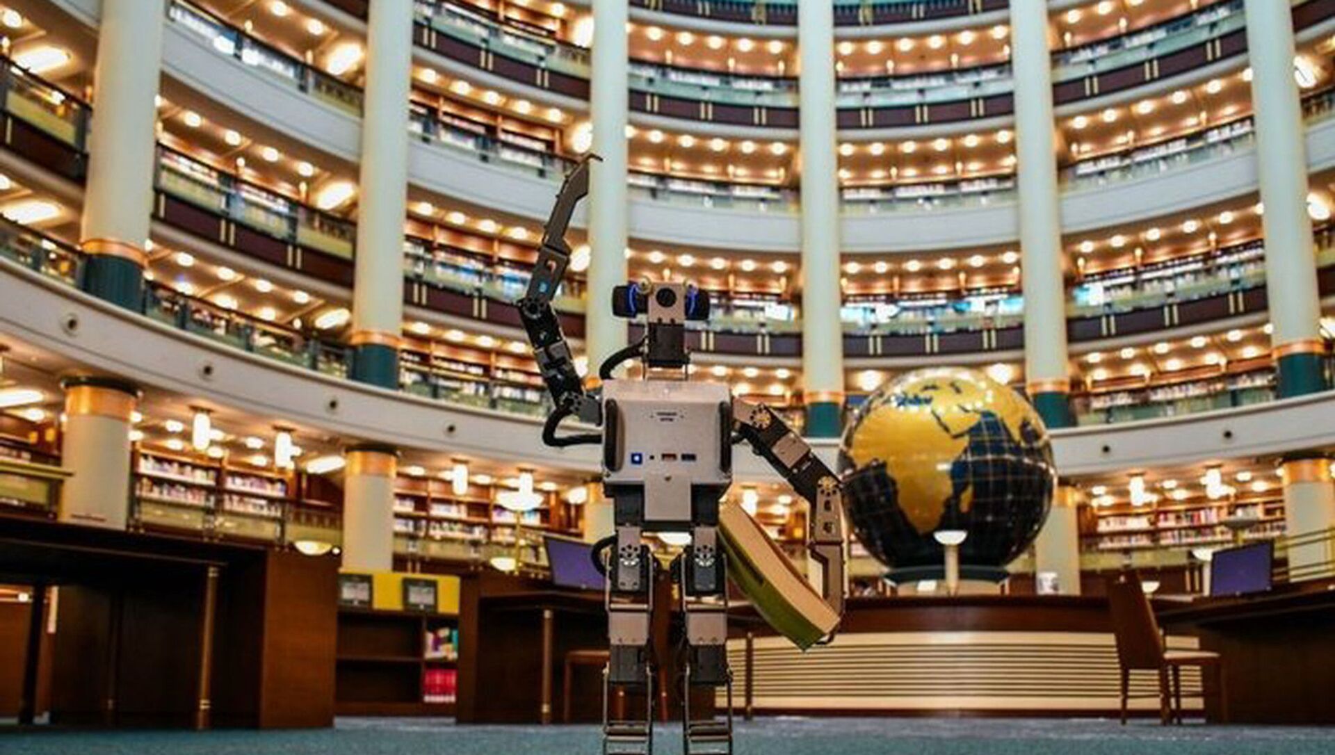 Millet Kütüphanesi'nin yapay zekalı robotu - Sputnik Türkiye, 1920, 23.02.2021