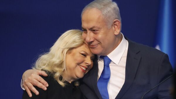 Benyamin Netanyahu ve eşi Sara Netanyahu - Sputnik Türkiye