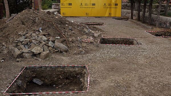 Eyüpsultan'da arkeolojik kazı: Kazıldıkça tarih çıkıyor - Sputnik Türkiye
