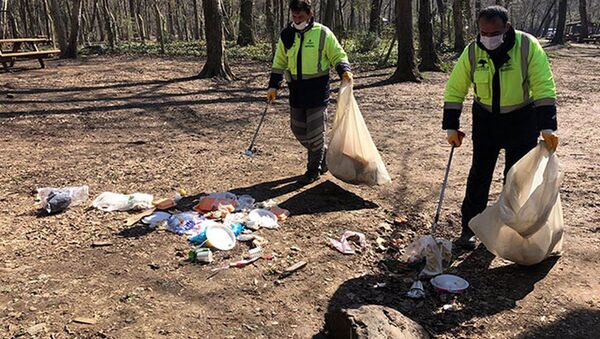 Belgrad Ormanı’ndan 10 ton çöp toplandı - Sputnik Türkiye