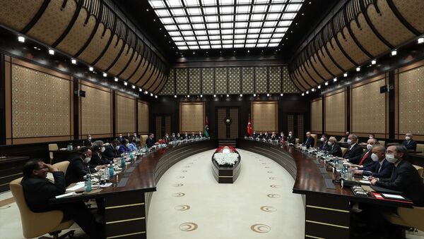 Cumhurbaşkanı Recep Tayyip Erdoğan, Libya Milli Birlik Hükümeti Başbakanı Abdülhamid Dibeybe ile Türkiye-Libya Yüksek Düzeyli Stratejik İşbirliği Konseyi oturumuna katıldı. - Sputnik Türkiye