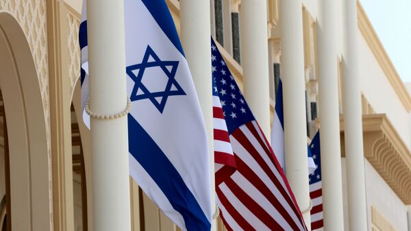 ABD ile İsrail bayrakları - Sputnik Türkiye