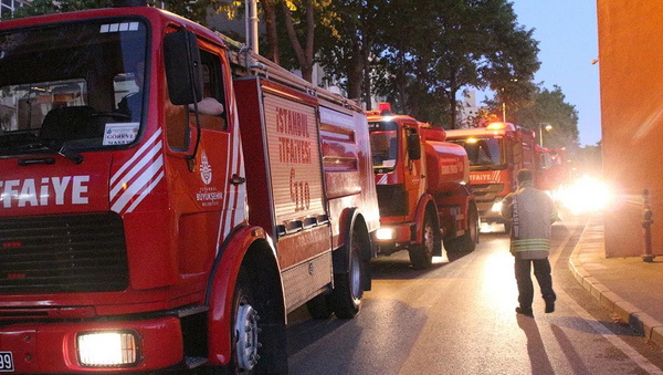 İstanbul Üniversitesi Tıp Fakültesi'nde 24 saat içinde 2. yangın - Sputnik Türkiye