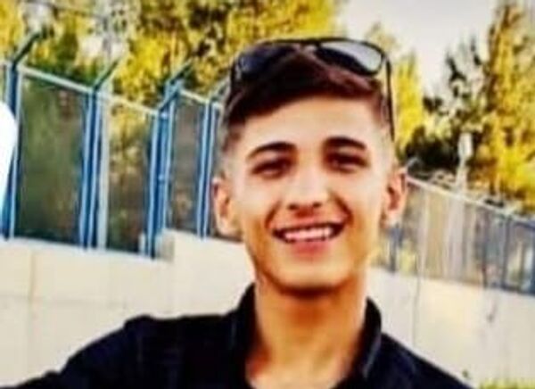 Hatay'da 17 yaşındaki bir genç iş yerinde tüfekle vurulmuş halde ölü bulundu. - Sputnik Türkiye
