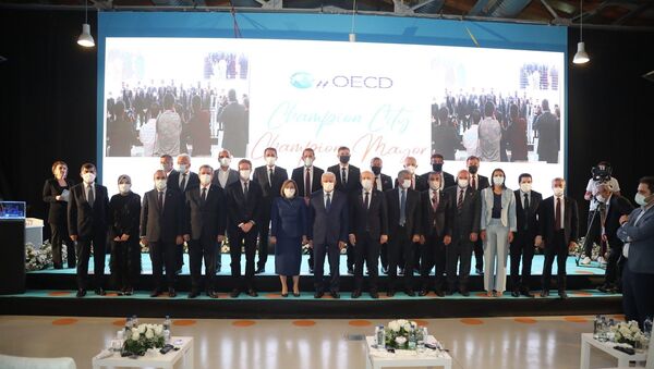 Fatma Şahin, OECD Şampiyon Belediye Başkanları arasına Türkiye'den katılan ilk başkan oldu - Sputnik Türkiye