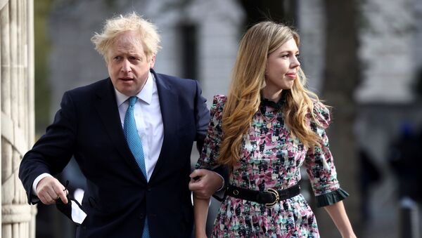 İngiltere Başbakanı Boris Johnson, eşi Carrie Symonds - Sputnik Türkiye
