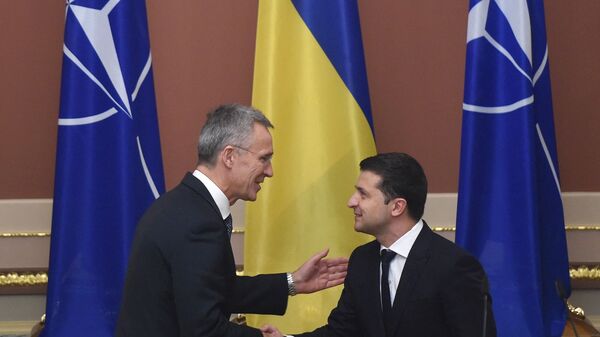 Ukrayna Devlet Başkanı Zelenskiy - NATO Genel Sekreteri Stoltenberg - Sputnik Türkiye