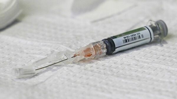 Avrupa İlaç Ajansı, Sanofi'nin Kovid-19 aşısını ön değerlendirmeye aldı - Sputnik Türkiye