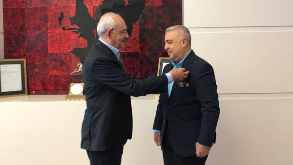 Eski AK Parti milletvekili Zeydan, CHP'ye katıldı - Sputnik Türkiye