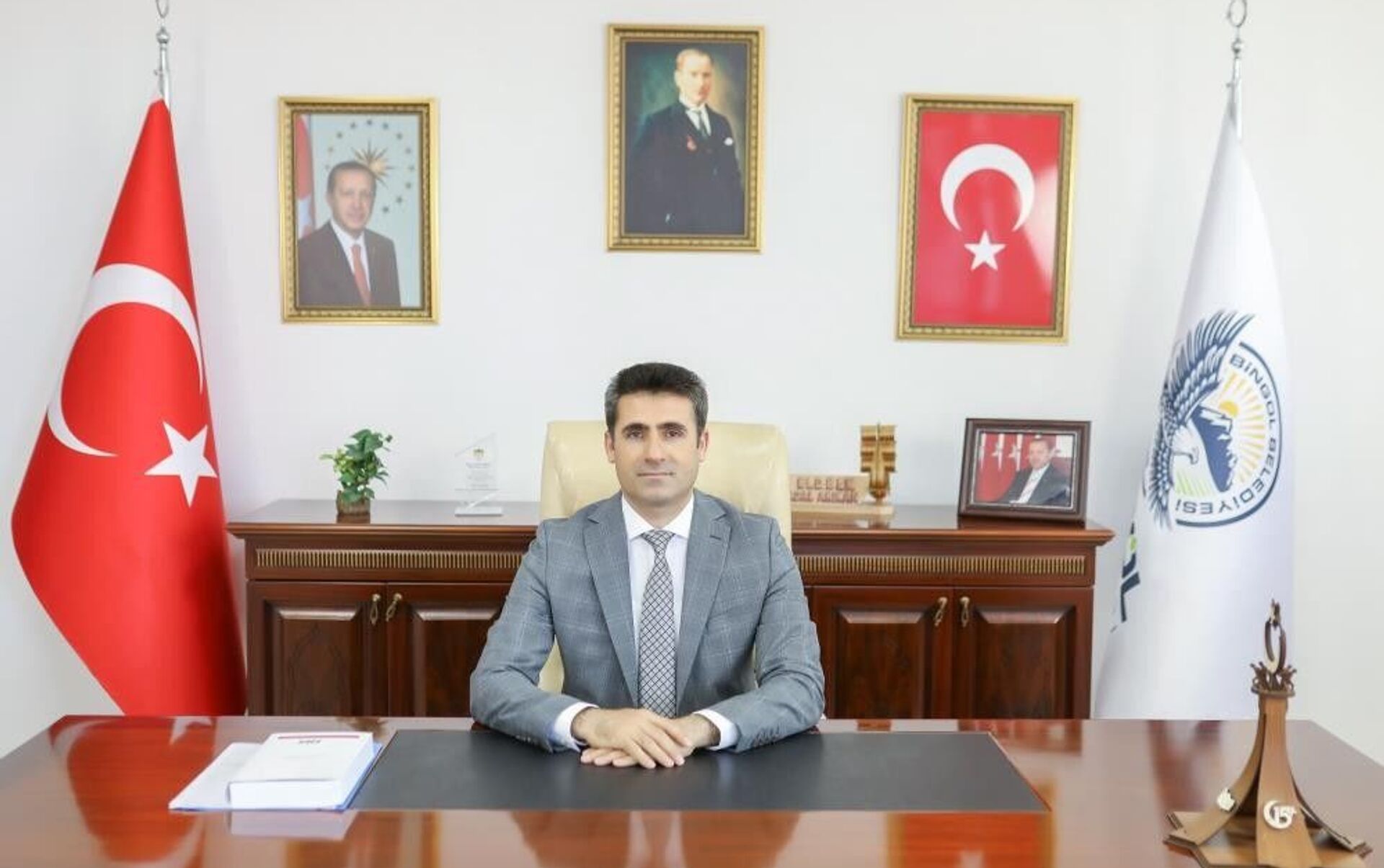 Bingöl Belediye Başkanı Erdal Arıkan, koronavirüse yakalandı - 01.08.2021,  Sputnik Türkiye