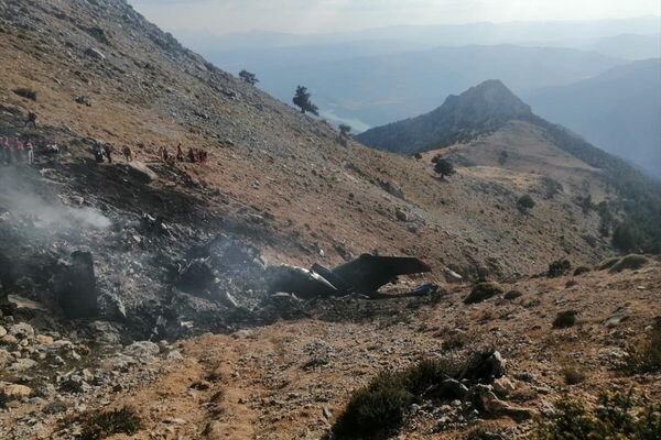 Kahramanmaraş'ta Orman Genel Müdürlüğü hizmetinde kullanılan yangın söndürme uçağı düştü, bölgeye arama kurtarma ekipleri sevk edildi. - Sputnik Türkiye