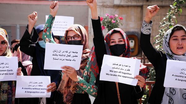 Afganistan'da kadın hakları protestosu - Sputnik Türkiye