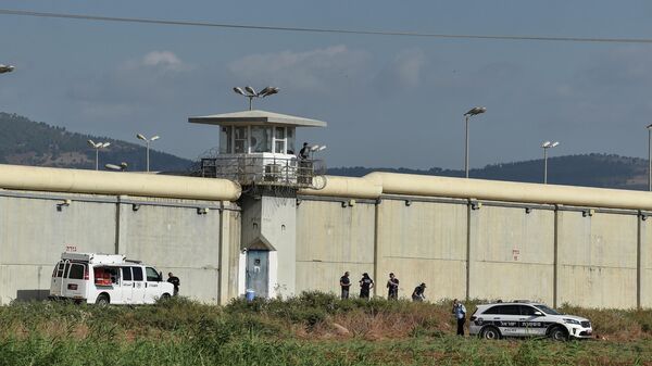 Altı Filistinlinin tünel kazarak kaçtığı İsrail'deki Gilboa yüksek güvenlikli cezaevi - Sputnik Türkiye
