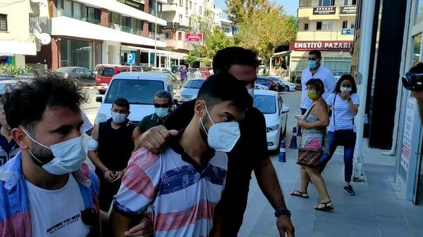 Restorandaki kavgada bir kişiyi bıçaklayarak öldüren zanlı tutuklandı - Sputnik Türkiye