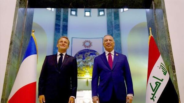 Fransa Cumhurbaşkanı Emmanuel Macron ve Irak Başbakanı Mustafa el-Kazımi - Sputnik Türkiye