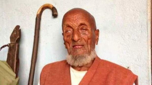 Dünyanın en yaşlı insanı 127 yaşında hayatını kaybetti - Sputnik Türkiye
