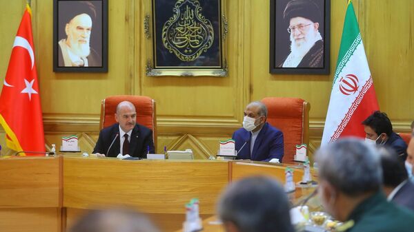 İçişleri Bakanı Süleyman Soylu, İran’ın başkenti Tahran’da İran İçişleri Bakanı Ahmed Vahidi ile ikili ve heyetler arası görüşme gerçekleştirdi. - Sputnik Türkiye