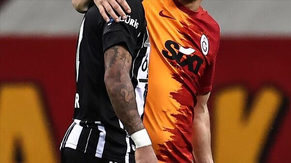Beşiktaş-Galatasaray derbisinin biletleri yarın satışa çıkacak - Sputnik Türkiye