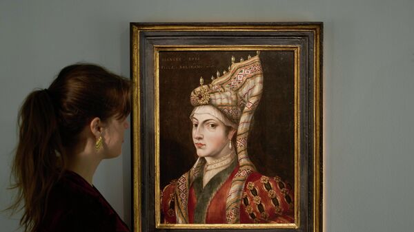İngiltere’deki müzayedede Hürrem Sultan Portresi 126 bin pounda alıcı buldu - Sputnik Türkiye