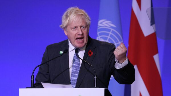 İskoçya'nın Glasgow kentinde düzenlenen BM İklim Değişikliği Çerçeve Sözleşmesi 26. Taraflar Konferansı Liderler Zirvesi (COP26) açılış töreninde konuşan Britanya Başbakanı Boris Johnson - Sputnik Türkiye