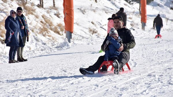 Palandöken'de kayak sezonu açıldı - Sputnik Türkiye