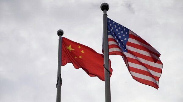 Çin - ABD bayrakları - Sputnik Türkiye