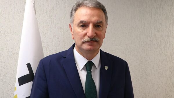 Toprak Mahsulleri Ofisi (TMO) Genel Müdürü Ahmet Güldal, Türkiye'de ekmeklik un üretiminde bir problem olmadığını söyledi.
 - Sputnik Türkiye