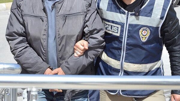 Kayseri İl Jandarma Komutanlığı'nca düzenlenen operasyonda IŞİD bünyesinde silahlı faaliyet yürüttüğü tespit edilen yabancı uyruklu zanlı gözaltına alındı. - Sputnik Türkiye