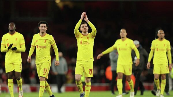 İngiltere Lig Kupası'nda Liverpool, deplasmanda Arsenal'i 2-0 yenerek finale yükseldi. - Sputnik Türkiye
