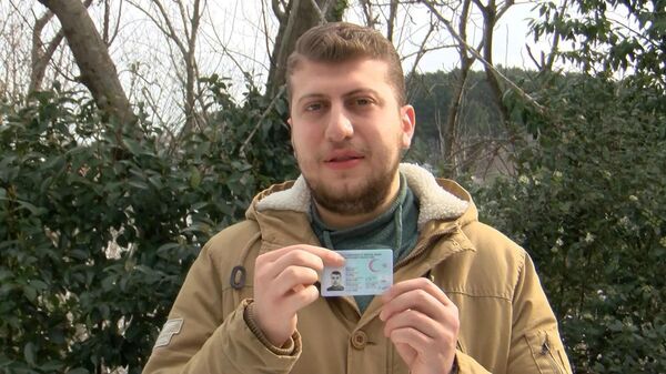 5 yıl önce Türkiye'ye gelen Suriyeli genç, adını 'Kıvanç Özçivit' olarak değiştirdi - Sputnik Türkiye