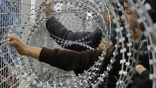 Sınırdaki mülteciler - Sputnik Türkiye