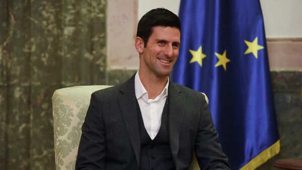 Tenisçi Novak Djokovic, Belgrad'da Sırbistan Devlet Başkanı Aleksandar Vucic tarafından ağırlanırken - Sputnik Türkiye