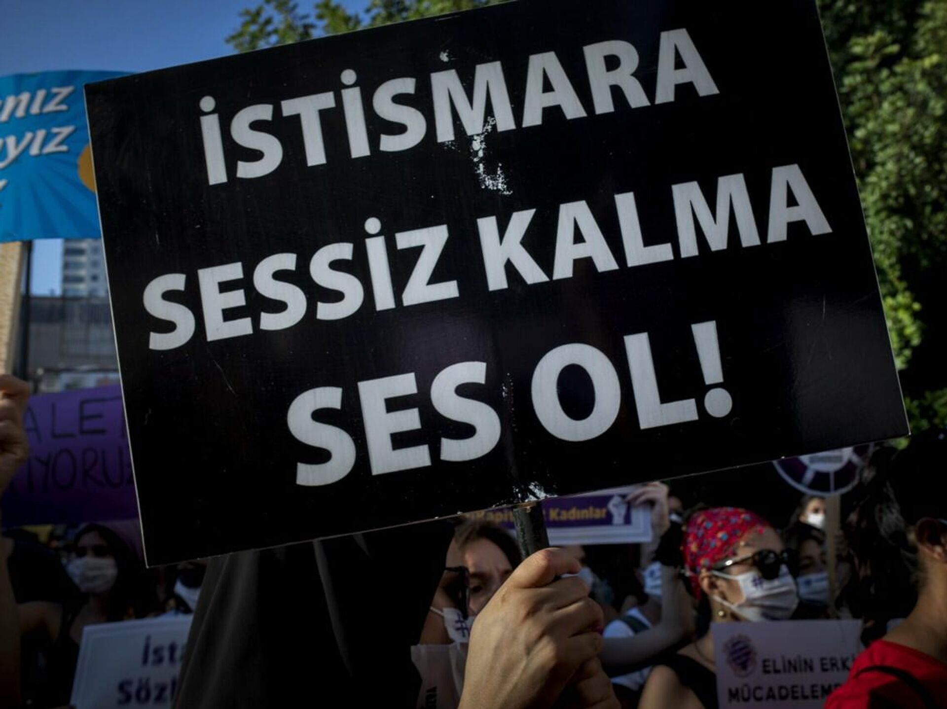 Aile ve Sosyal Hizmetler Bakanlığı, 6 yaşındaki çocuğa cinsel istismar  davasına müdahil oldu - 07.12.2022, Sputnik Türkiye