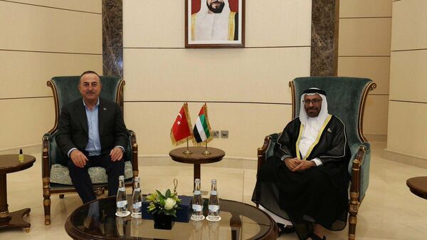 Dışişleri Bakanı Mevlüt Çavuşoğlu, resmi temaslarda bulunmak üzere Birleşik Arap Emirlikleri’nin (BAE) Uluslararası İşbirliği Bakanı Şeyh Abdullah Bin Zayed Al Nahyan'ın davetine icabetle BAE’ye gitti. - Sputnik Türkiye