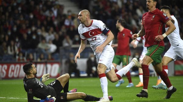 Türkiye A Milli Futbol Takımı Portekiz'e 3-1 yenilerek 2022 Dünya Kupası’na katılma şansını kaybetti - Sputnik Türkiye