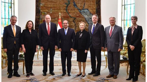 Mısır Cumhurbaşkanı Abdulfettah es-Sisi, ABD Kongresi heyetiyle siyasi ve ekonomik ilişkileri değerlendirdi. - Sputnik Türkiye