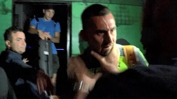 Küme düşen Bursaspor'un kaptanı Burak Altıparmak'a saldırı
 - Sputnik Türkiye
