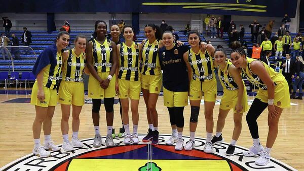 Kadınlar Basketbol Ligi'nde şampiyon Fenerbahçe  - Sputnik Türkiye