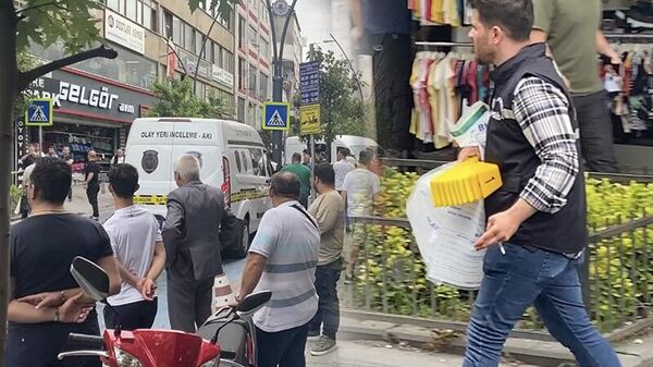 İstanbul’da sokaktaki şüpheli çantanın içinden el bombası çıktı - Sputnik Türkiye